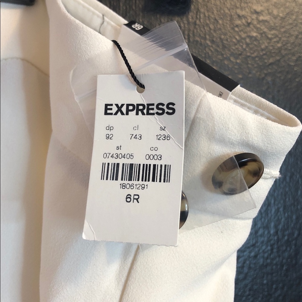 Express Cream Wide-Leg Button-Trim Pants - Picture 4 of 6